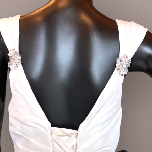 Elegance Bridal V-Neck Taffeta Wedding Gown - Picture 7 of 7